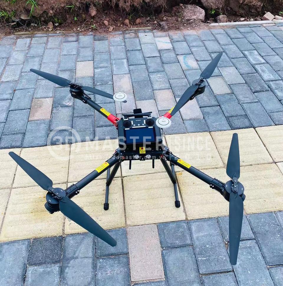 UAV hỗ trợ giám sát và chăm sóc cây trồng trong nông nghiệp 