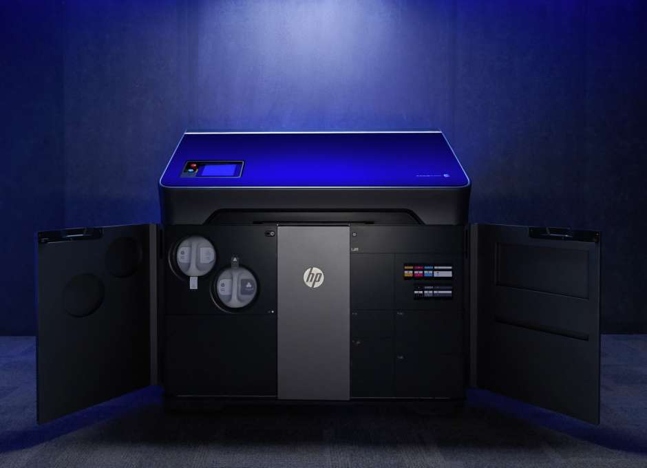 Máy in tượng 3D màu HP multicolor