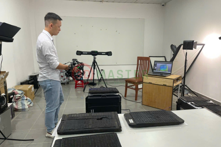 3D Master số hóa 3D mộc bản bằng máy scan 3D Creaform Metrascan