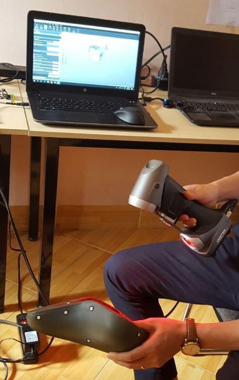 Scan 3d yên xe đen bóng 